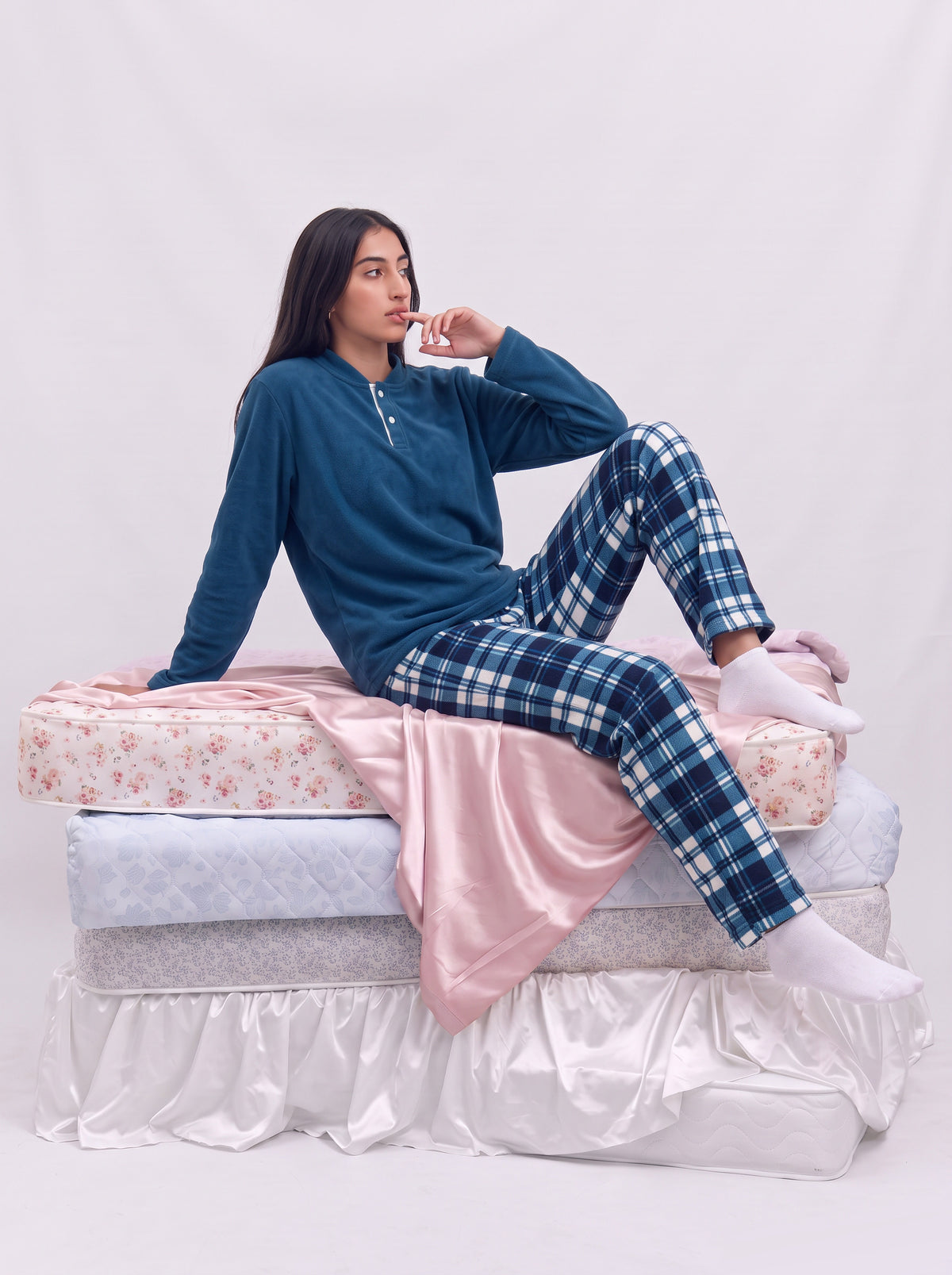 Petroly careaux buttoned set