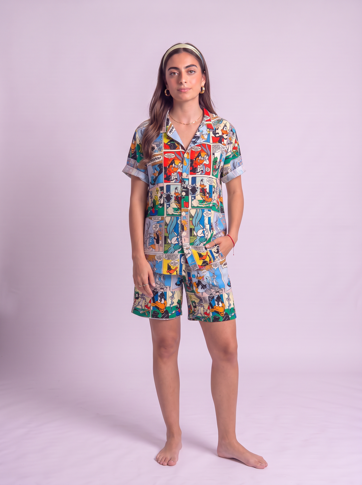 Duffy duck VS Bugs bunny buttoned set