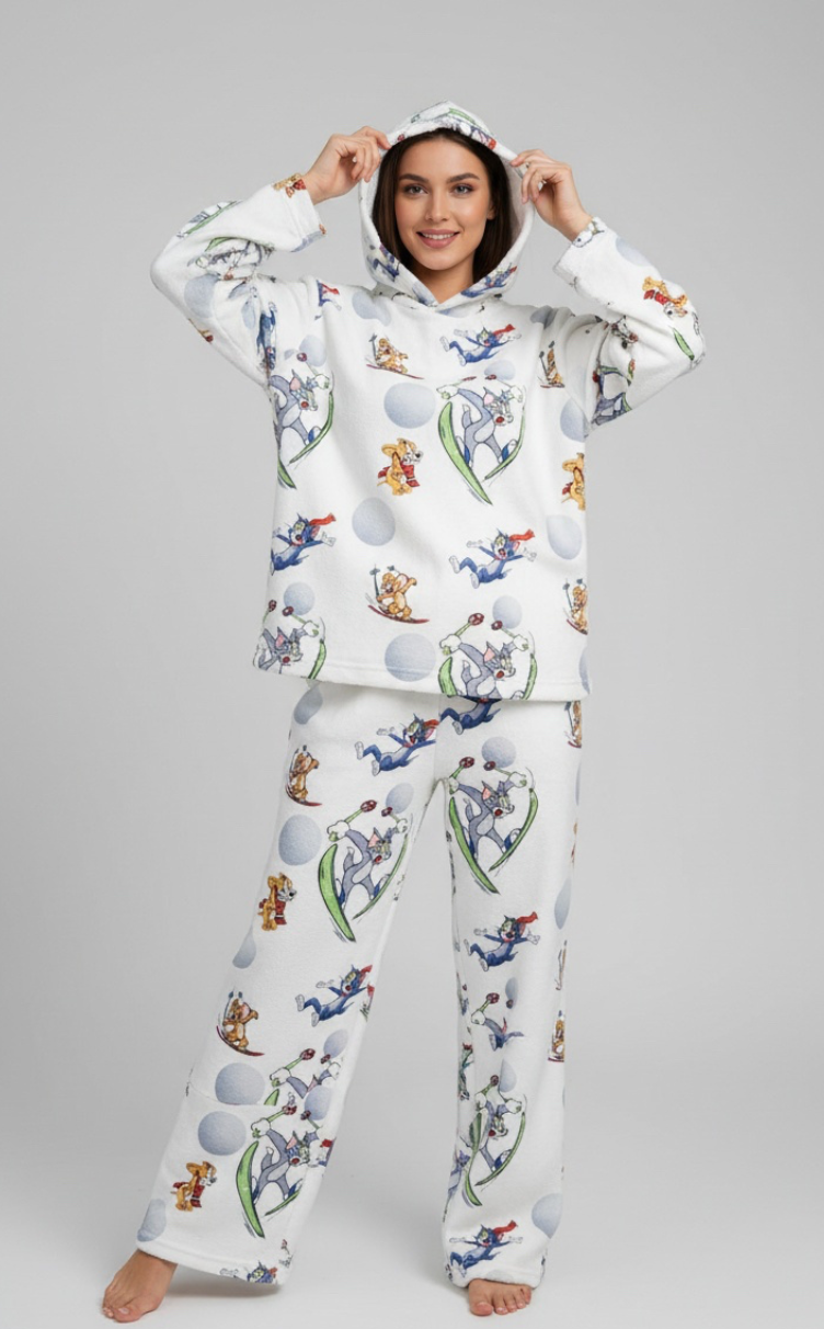 Tom and jerry skiing fur set