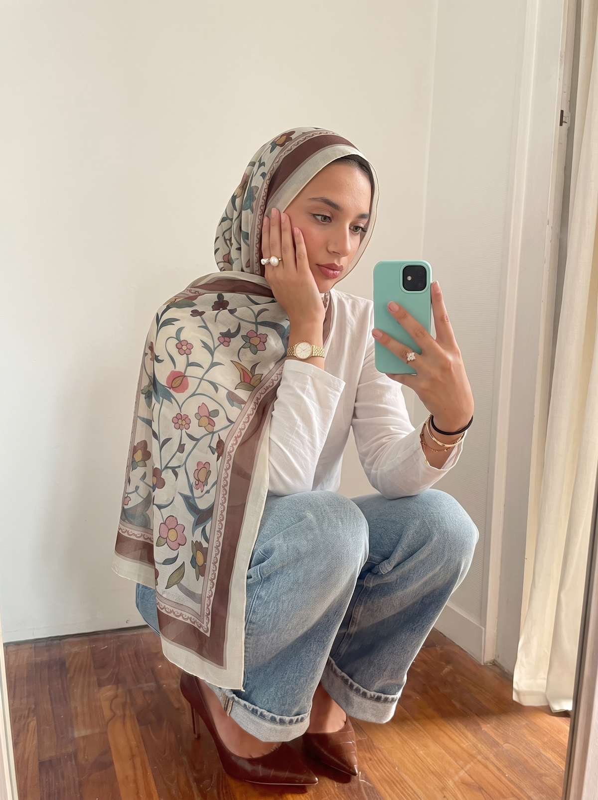 Chiffon leafs scarf