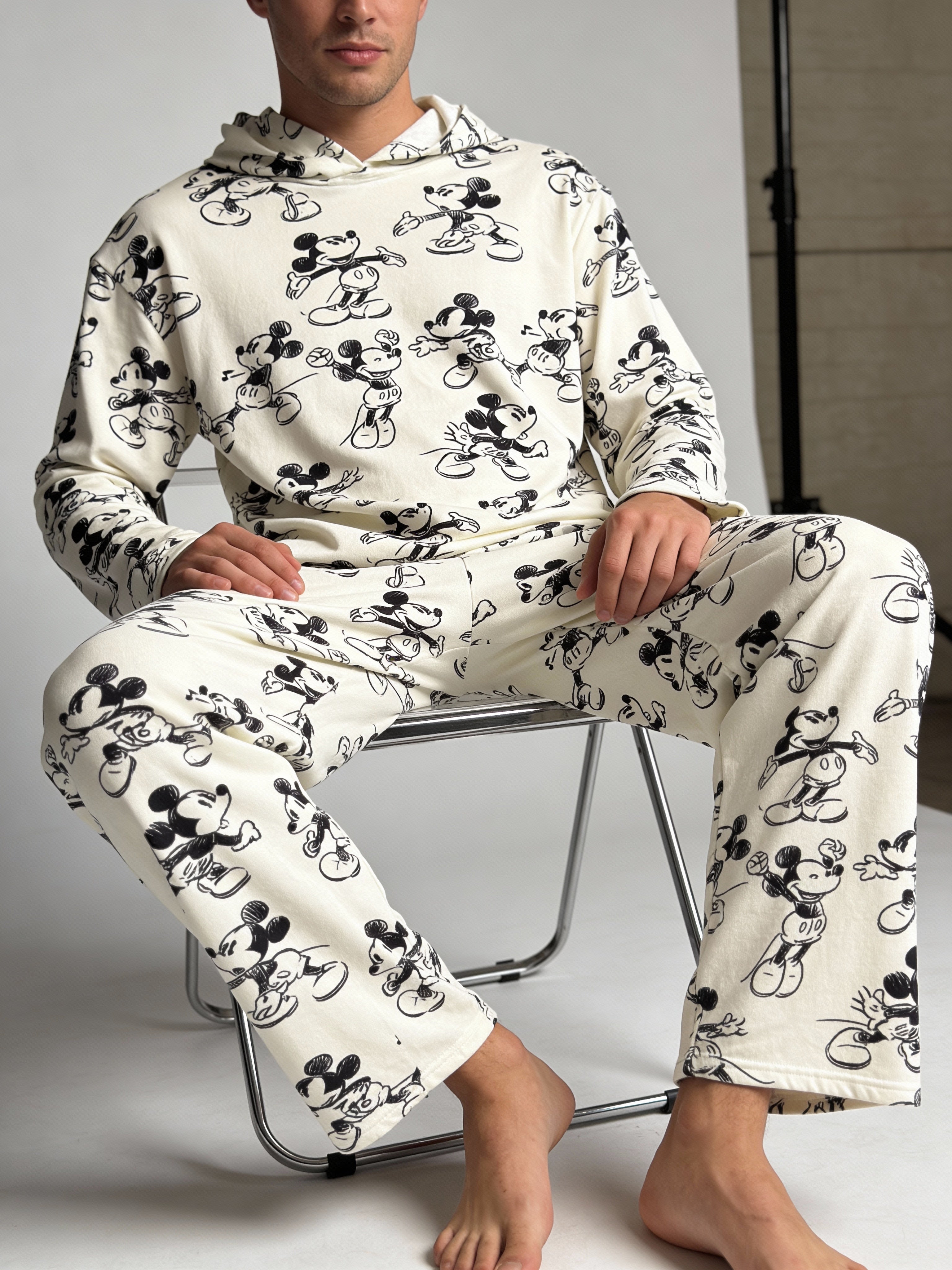 White mickey velvet set