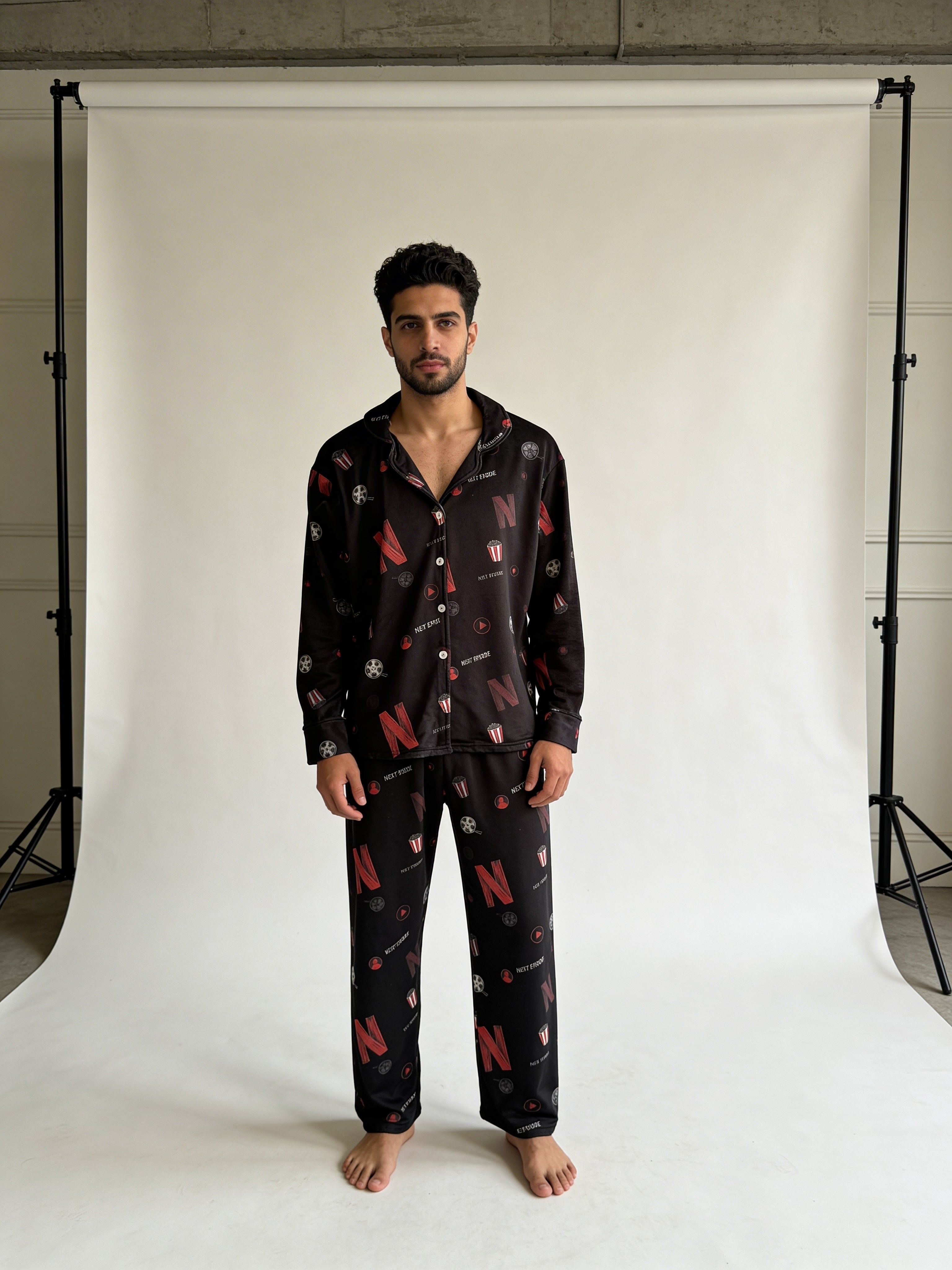 New Netflix buttoned velvet set