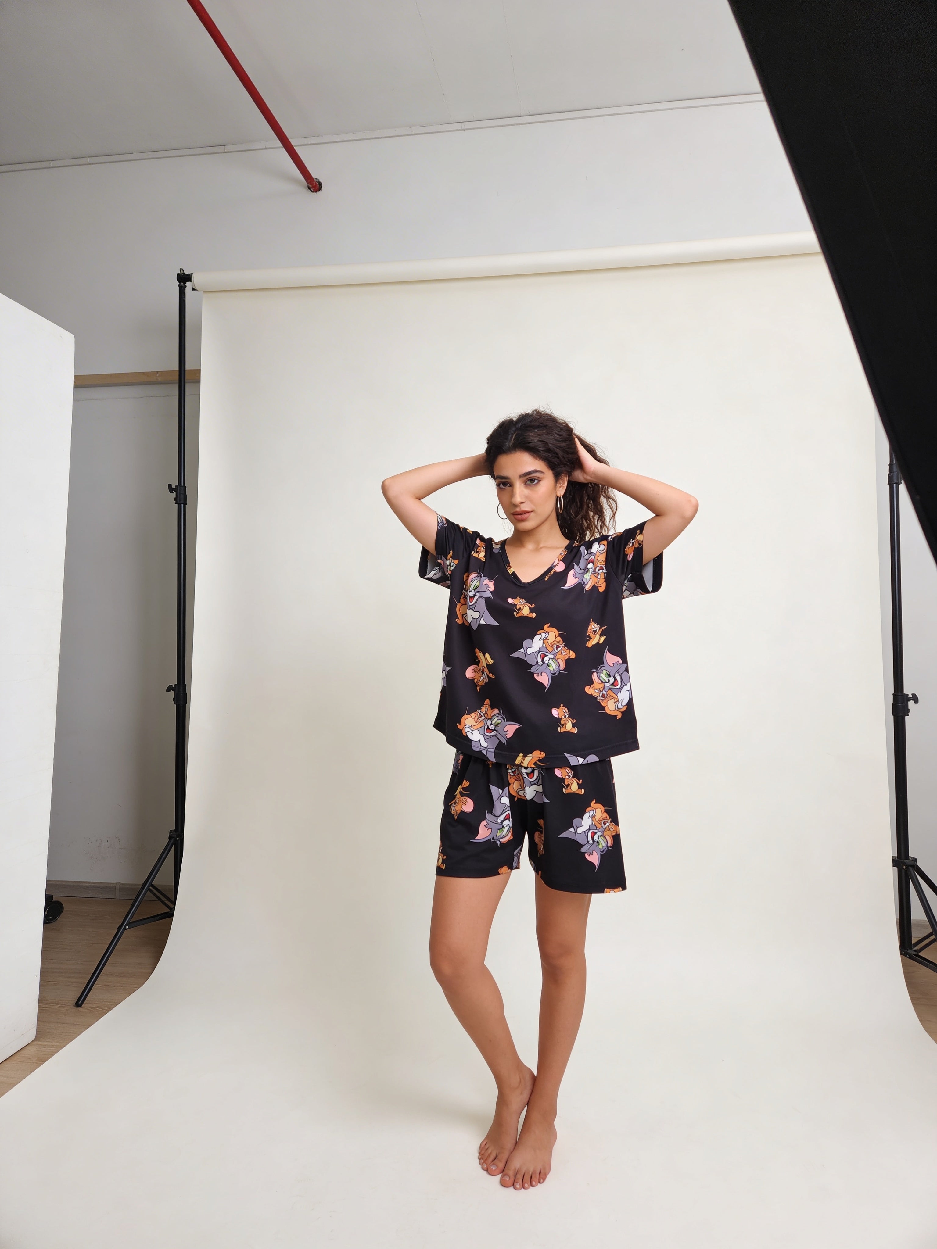 Black tom and jerry half sleeves and short set