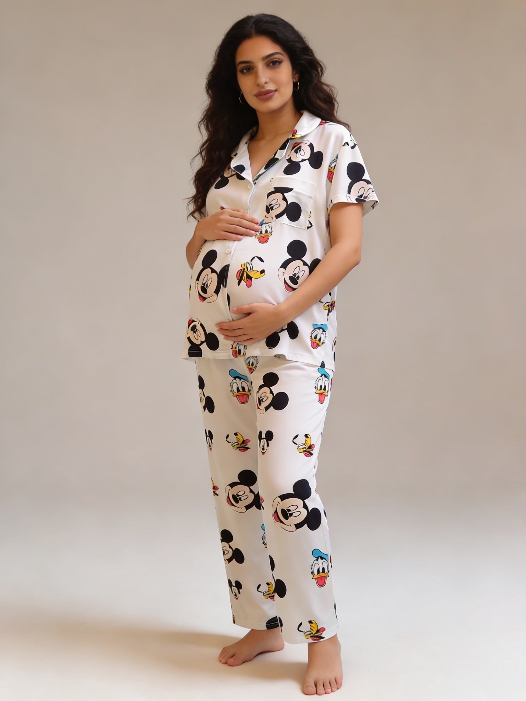 White disney buttoned half sleeves set