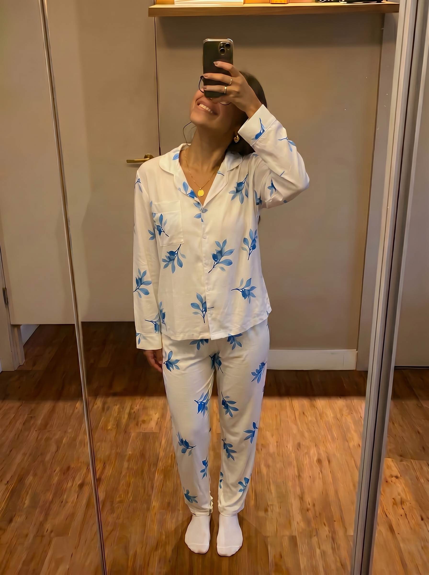 Blue branch buttoned set