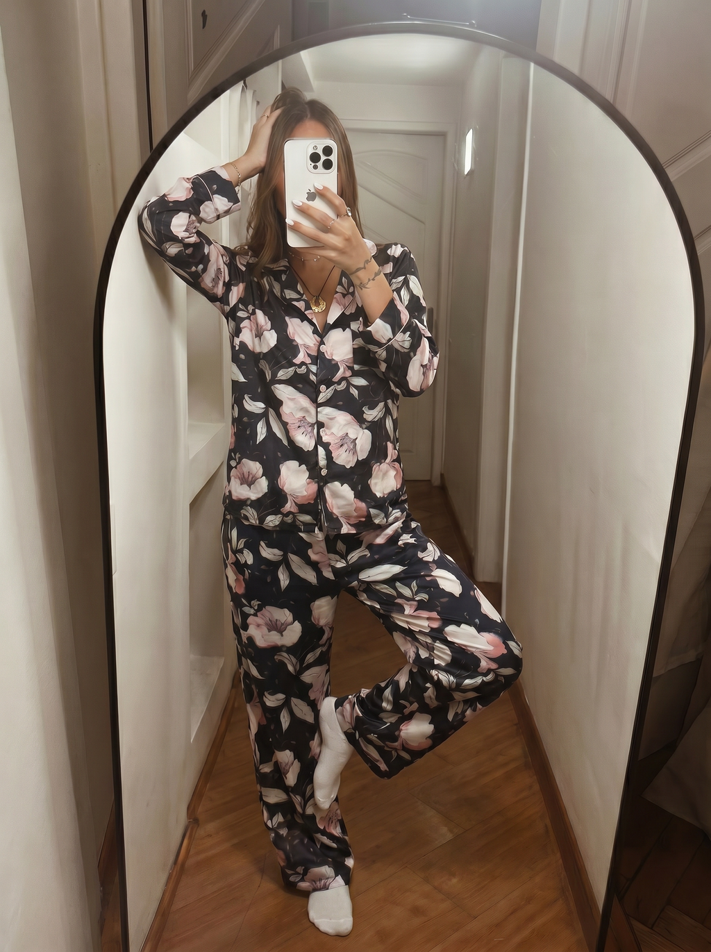 Black Rose Buttoned Set