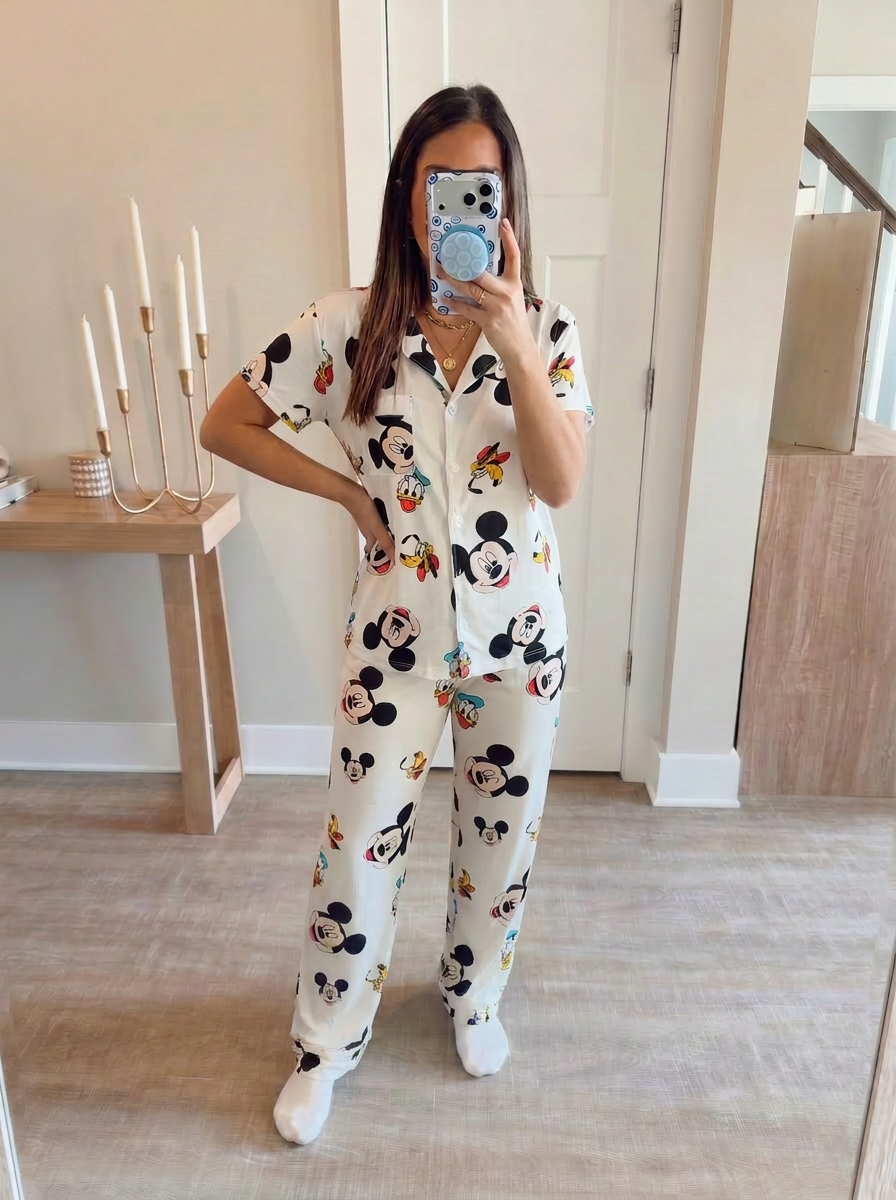 White disney half sleeves buttoned set