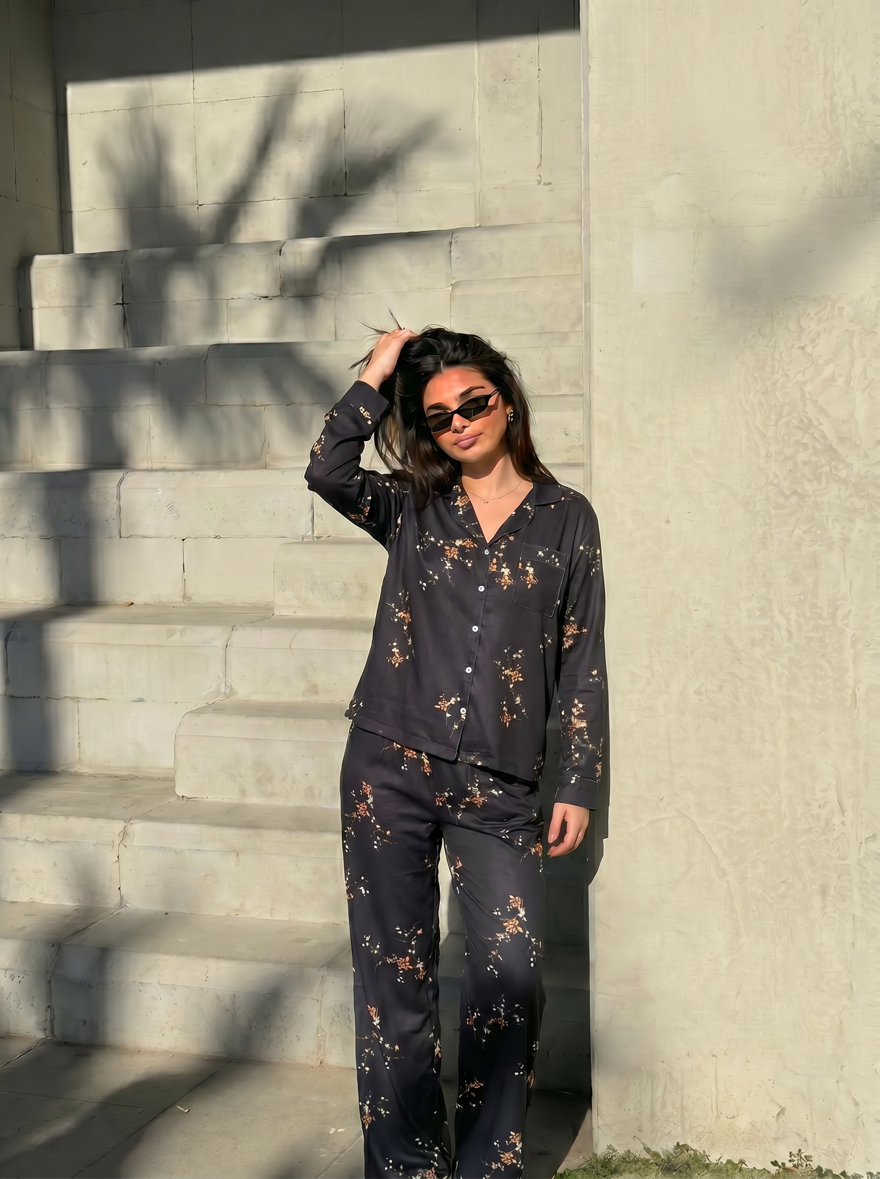 Black zahra buttoned set