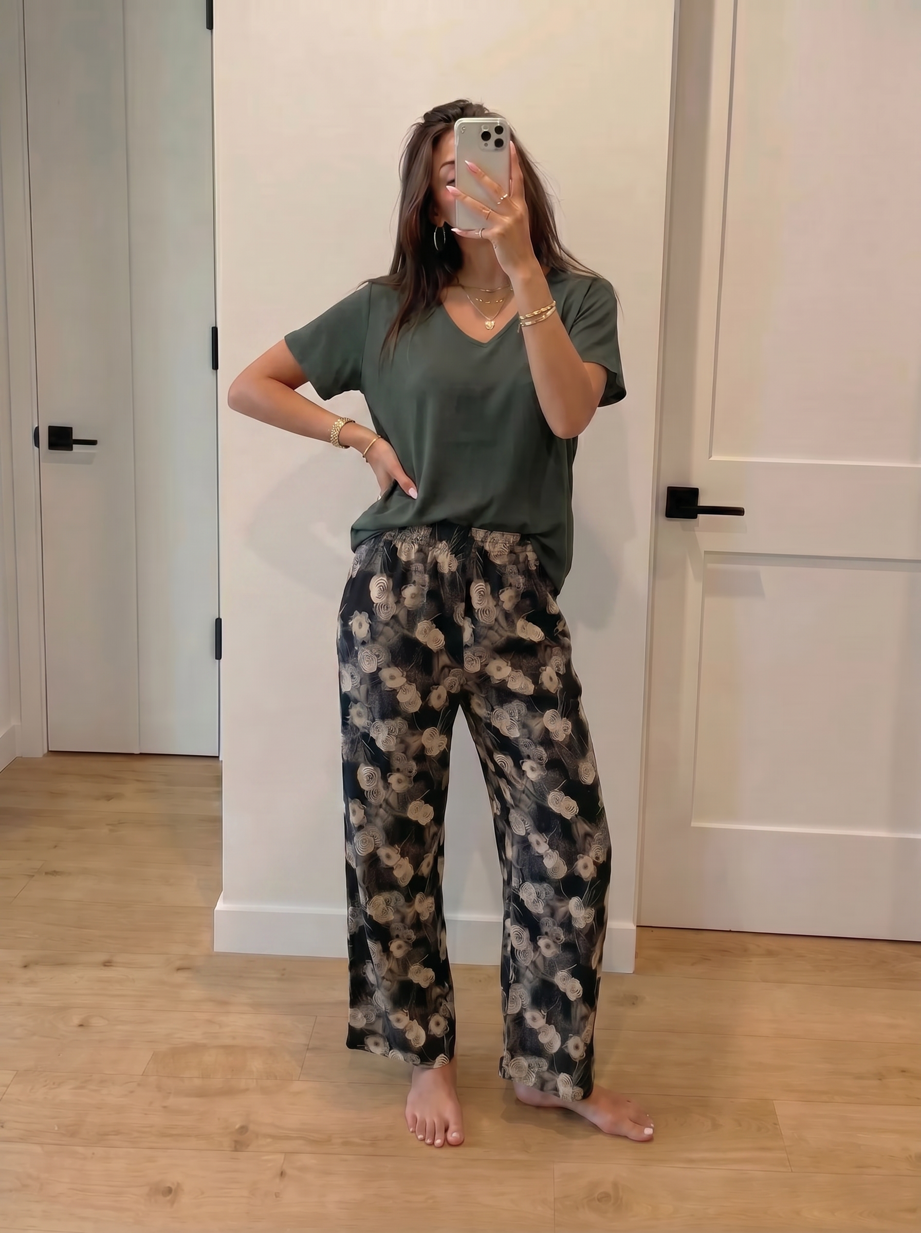 Worood viscose pants with olive viscose Tshirt