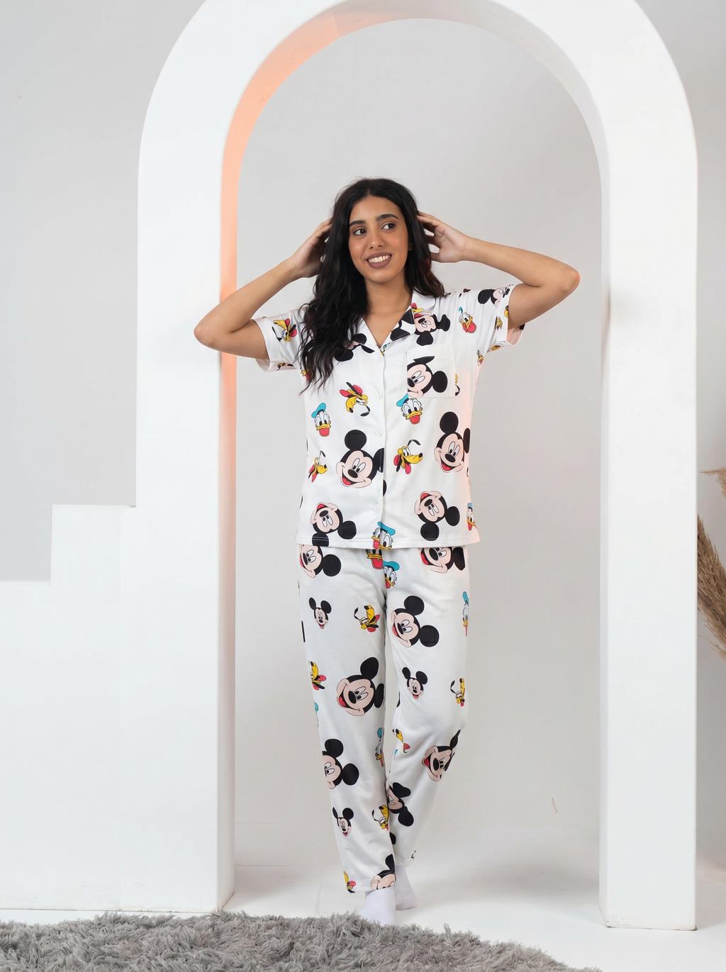 White disney half sleeves buttoned set
