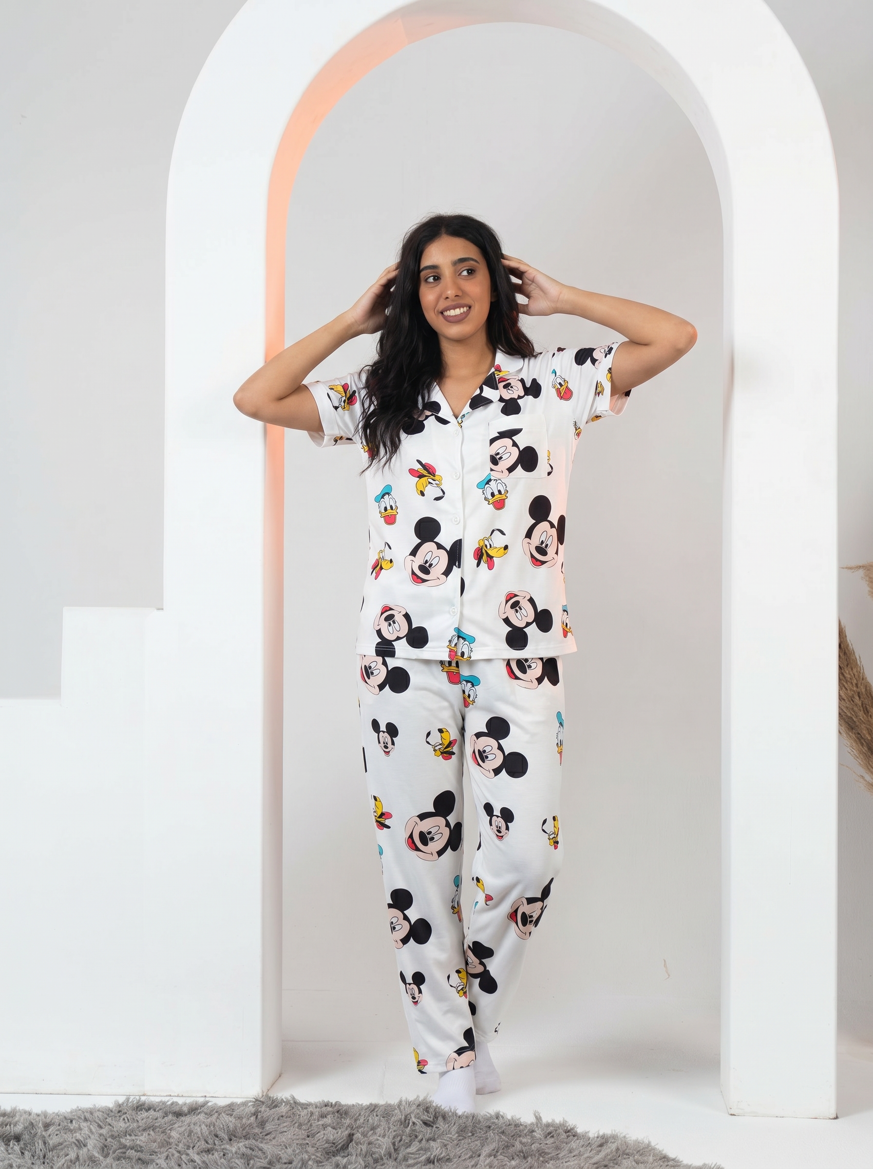 White disney half sleeves buttoned set
