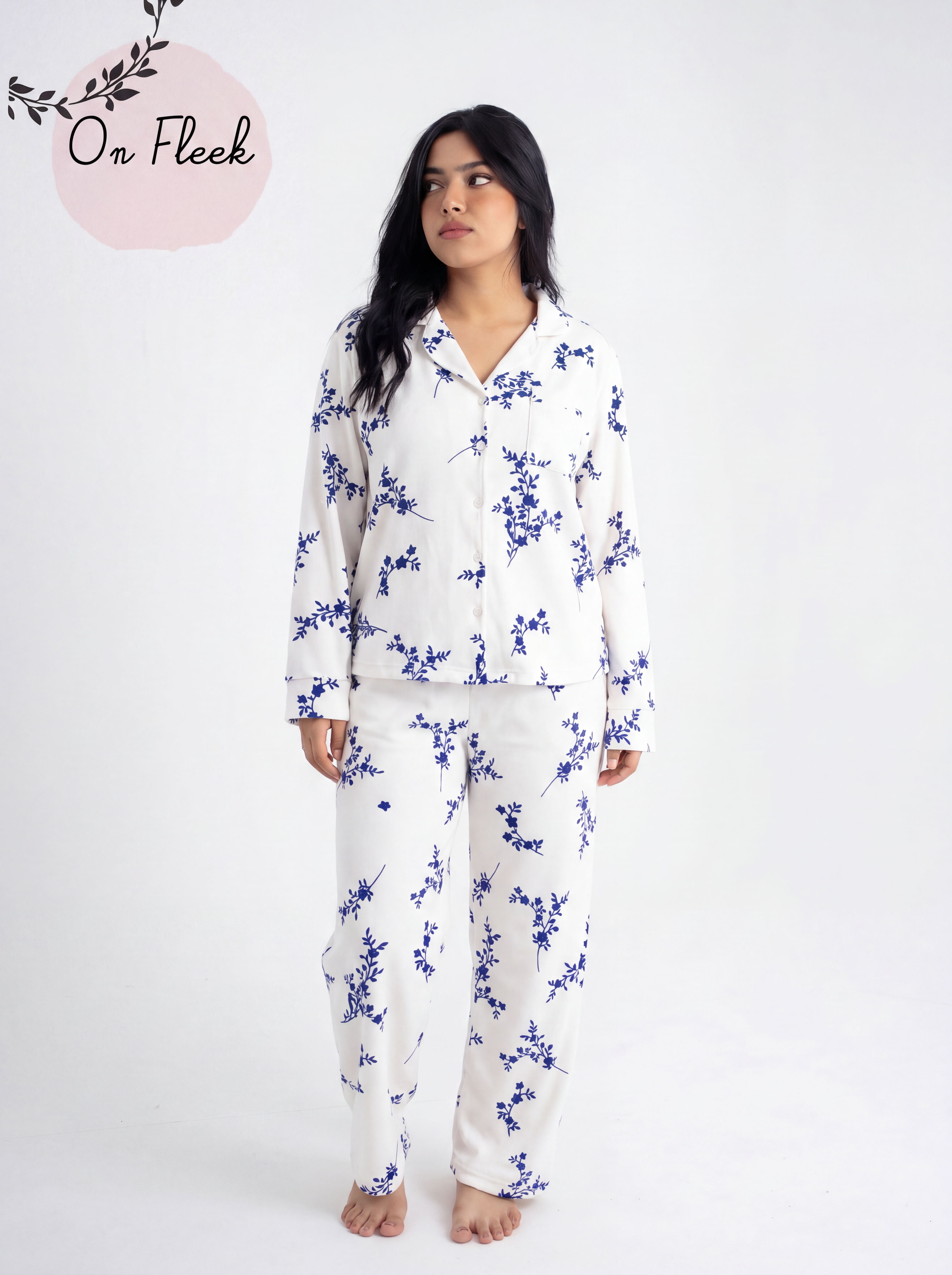 White blue buttoned Set