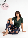 Olive viscose tshirt with beige pistachio pants