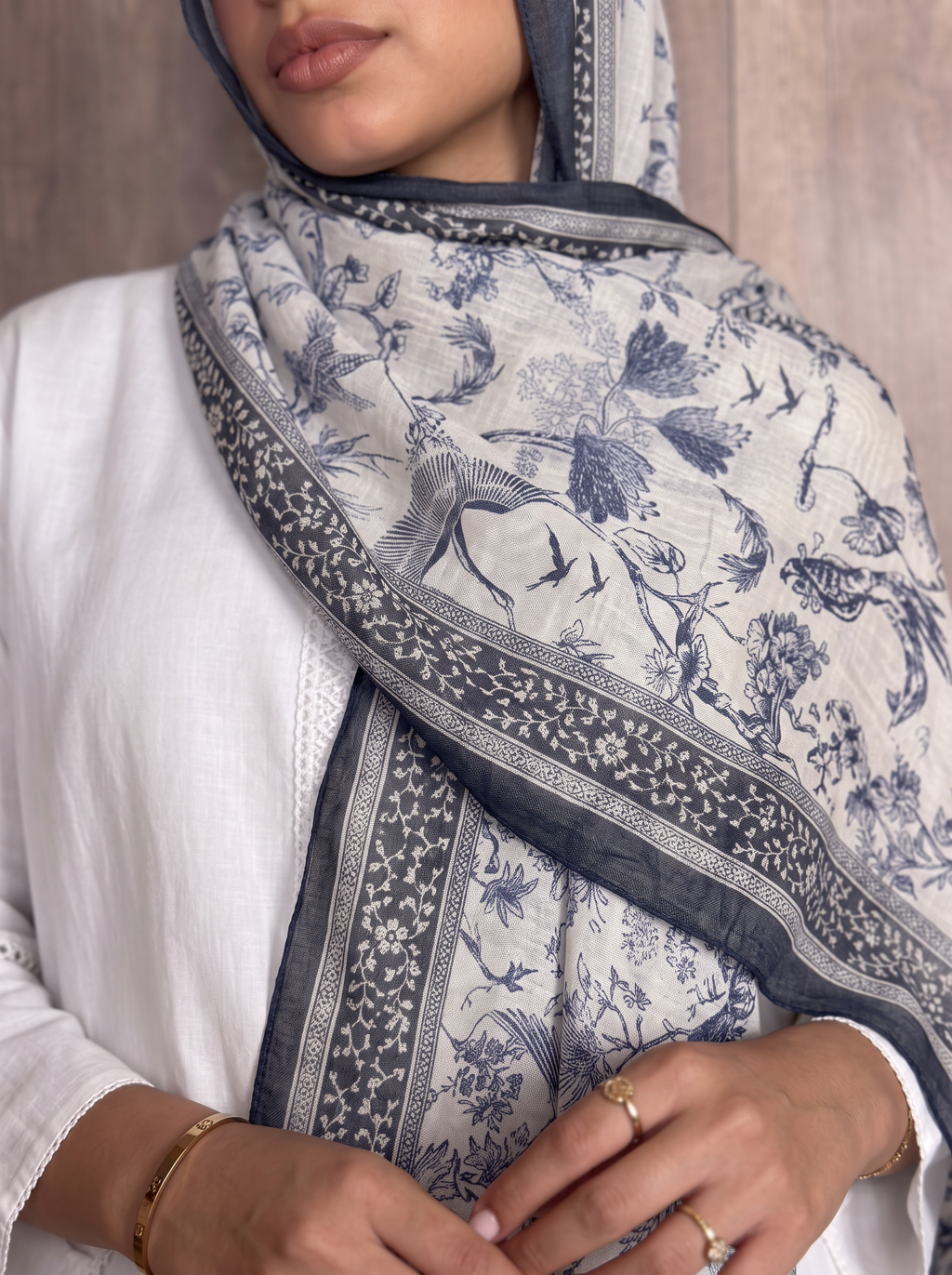 Modal Ocean Treasure scarf