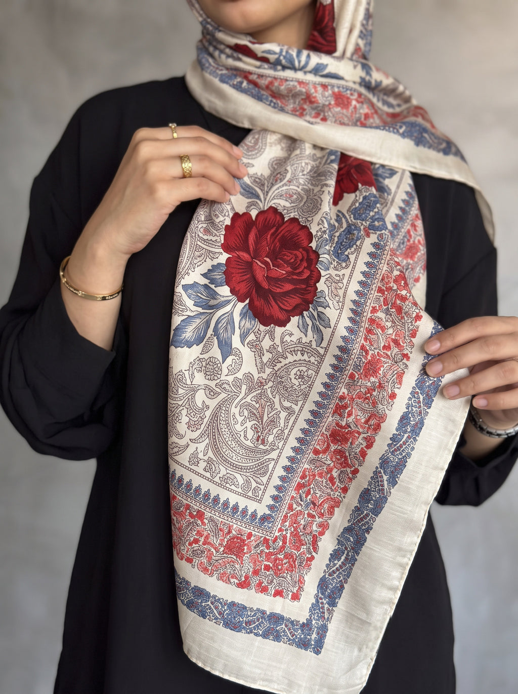 Modal Mulan Rouge Scarf