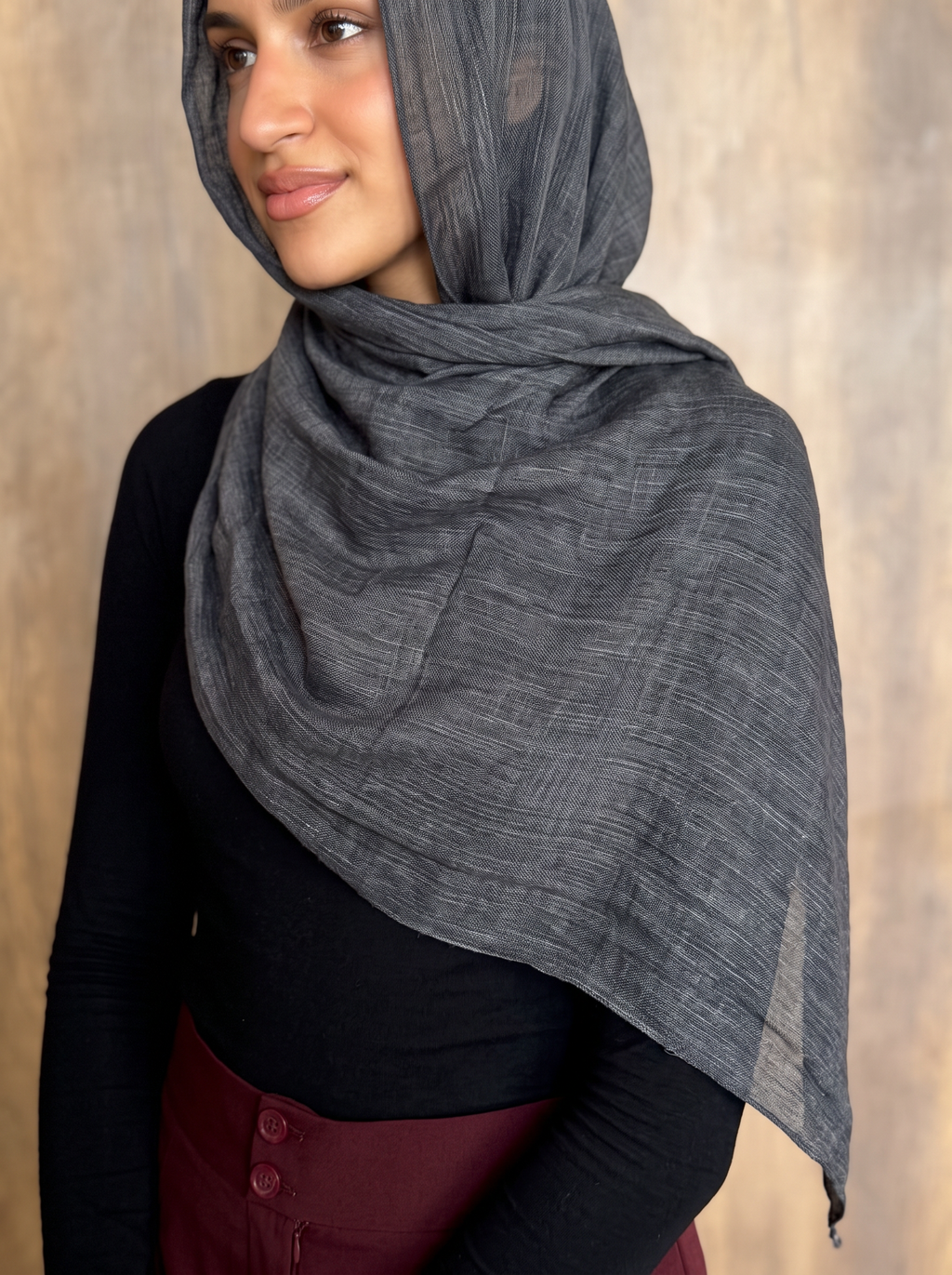 Crinkled linen Dark Grey Scarf
