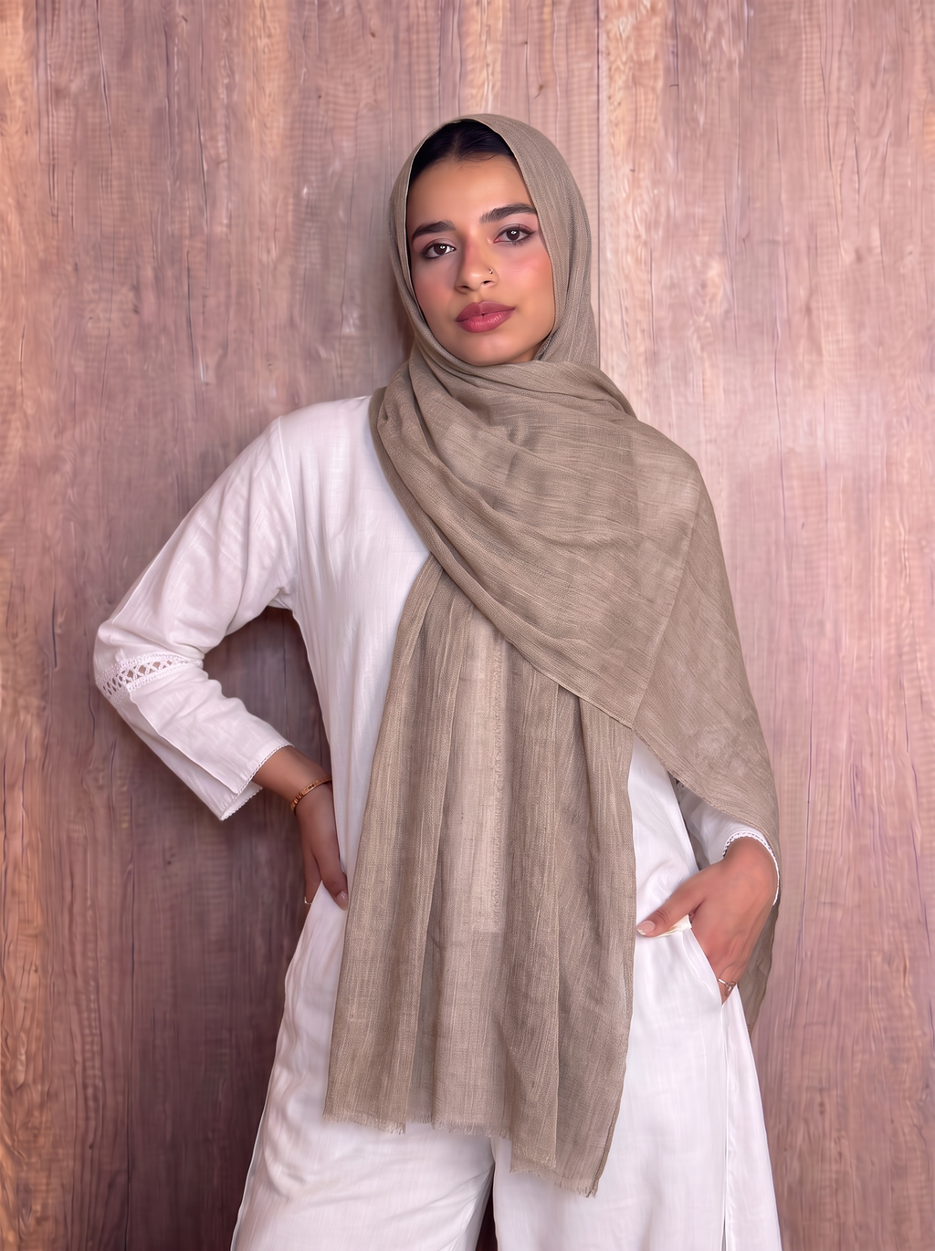 Crinckled linen Woody Scarf