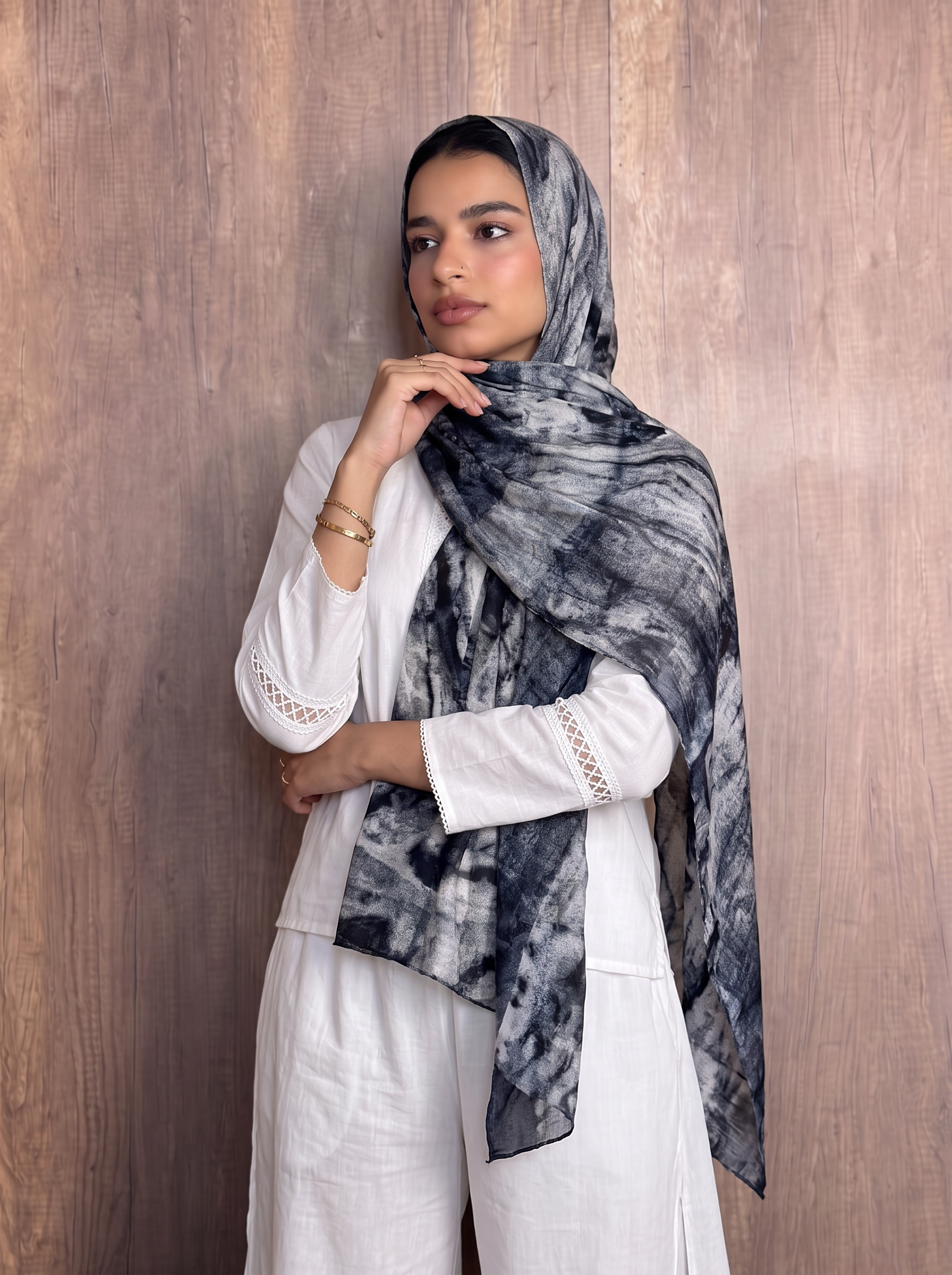 Linen blackish Scarf