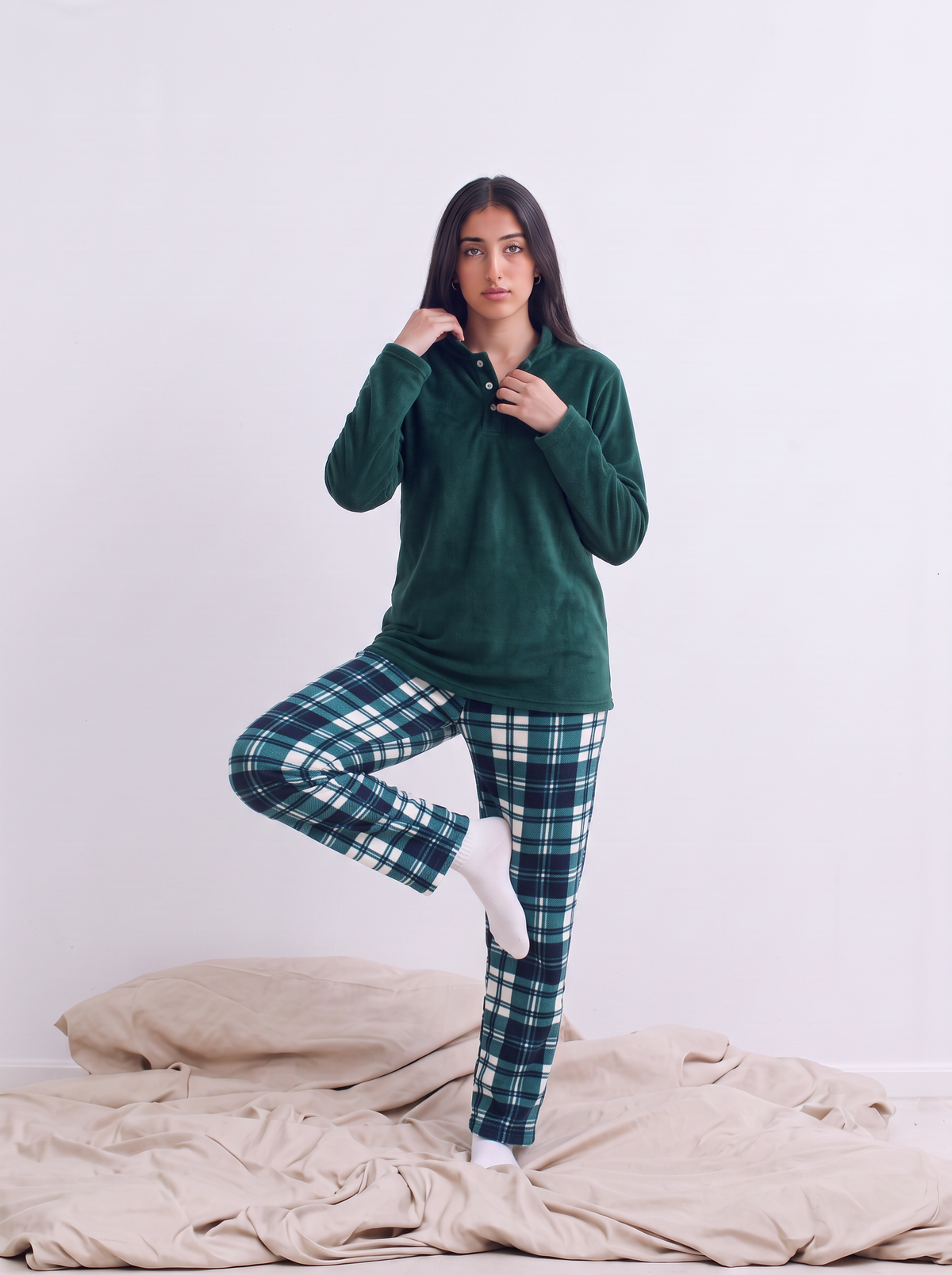 Olive careaux buttoned set